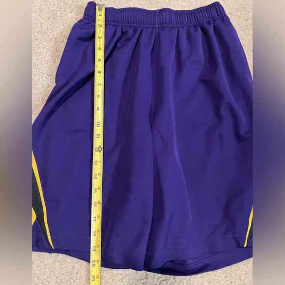 Nike Kobe Bryant dri-fit athletic shorts - Picture 9 of 9